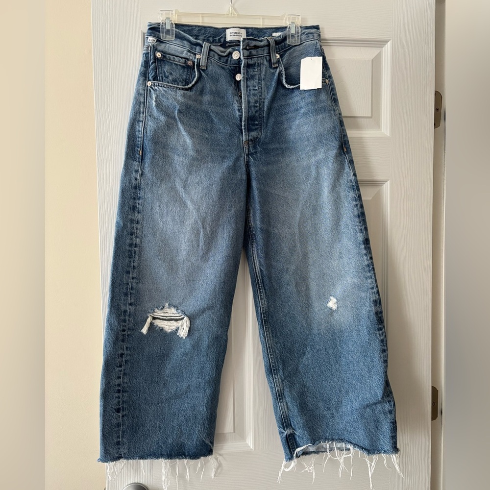 Citizen of Humanity Ayla Raw Hem Cropped Jean